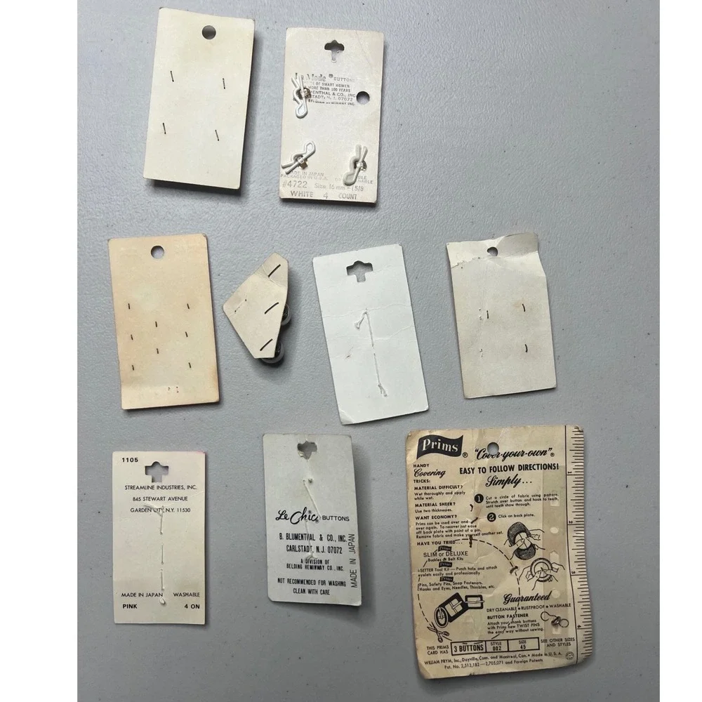 Vintage Sewing Button Lot La Petite Streamline Le Chic Prims‎ Mixed Sizes Colors